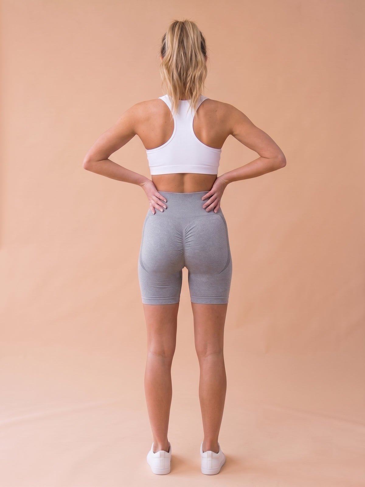 IRONFORCE™ Shorts femininos Seamless Essence 